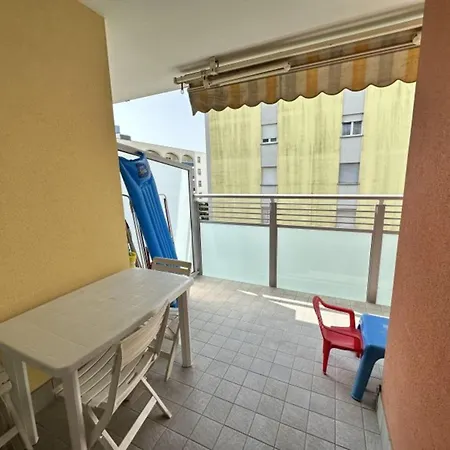 Comfortable In A Great Area *