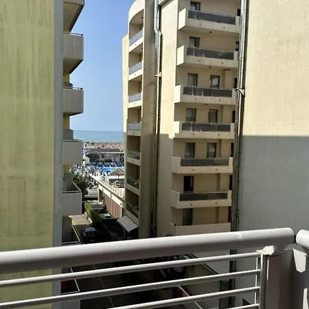 Apartment Comfortable In A Great Area *